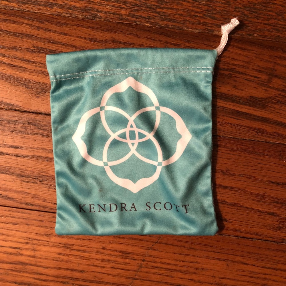 Kendra Scott 💝 jewelry bag/dust bag